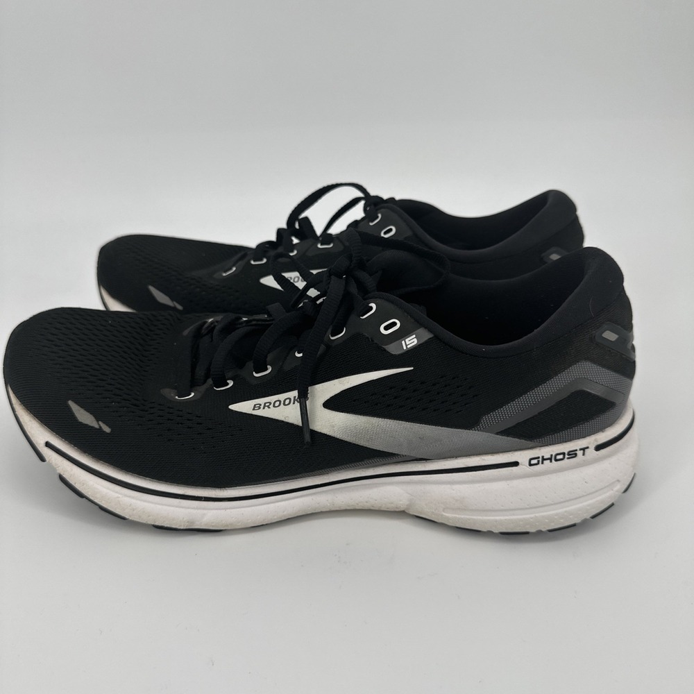 Brooks Ghost 15 Black White Men's Size 11 Wide 2E Running Shoe 1103932E012